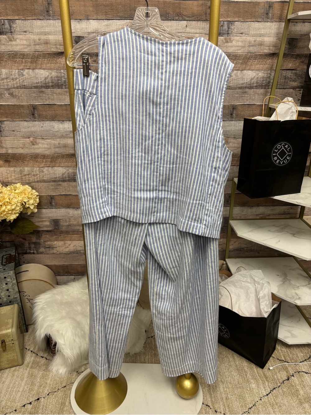 Everlane White & Blue Striped Sleeveless Vest and Pants Set - Picture 3 of 7